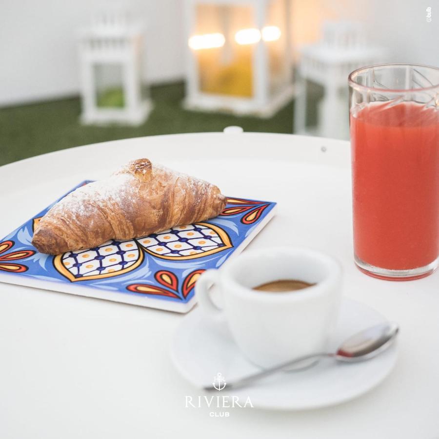 בארי Hotel Riviera מראה חיצוני תמונה